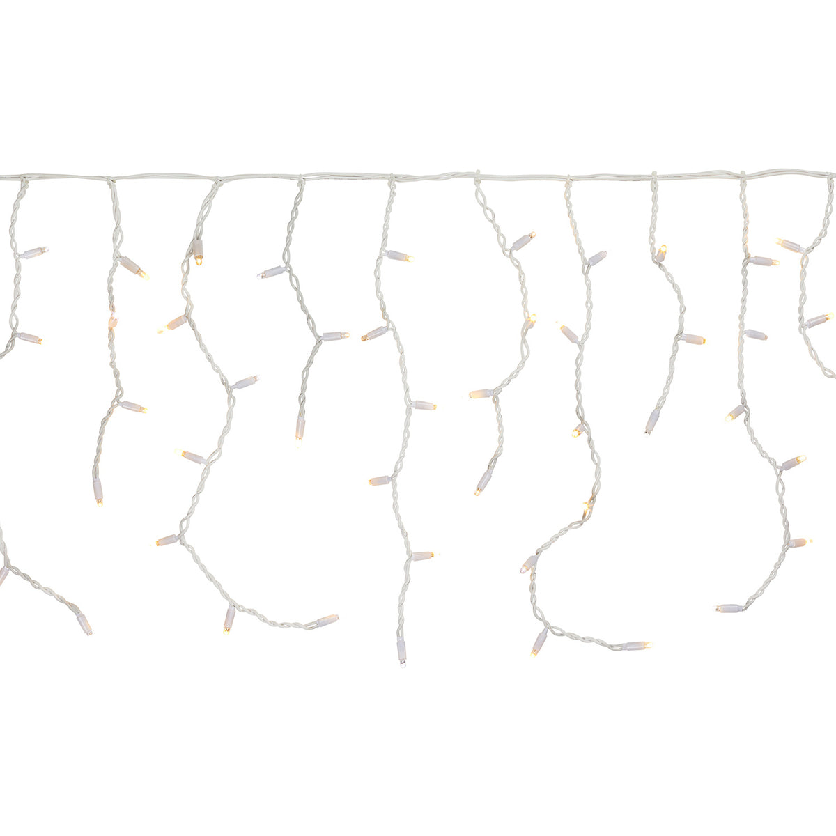 Weiße LED Eiszapfen-Lichterkette auf weißem Hintergrund mit eingeschalteten Lichtern