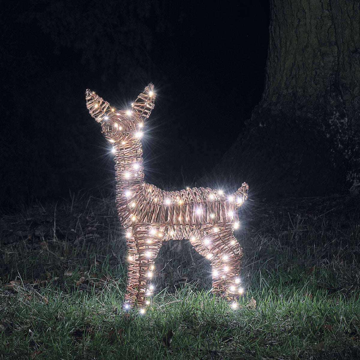 Pateley Bicolor LED-Rehkitz aus Rattan mit 110 LEDs in bicolor Farben