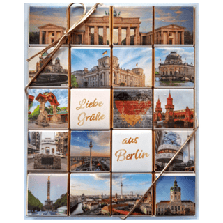 Chocolada Gift Box "Berlin" Milk Chocolate Naps (20 naps)