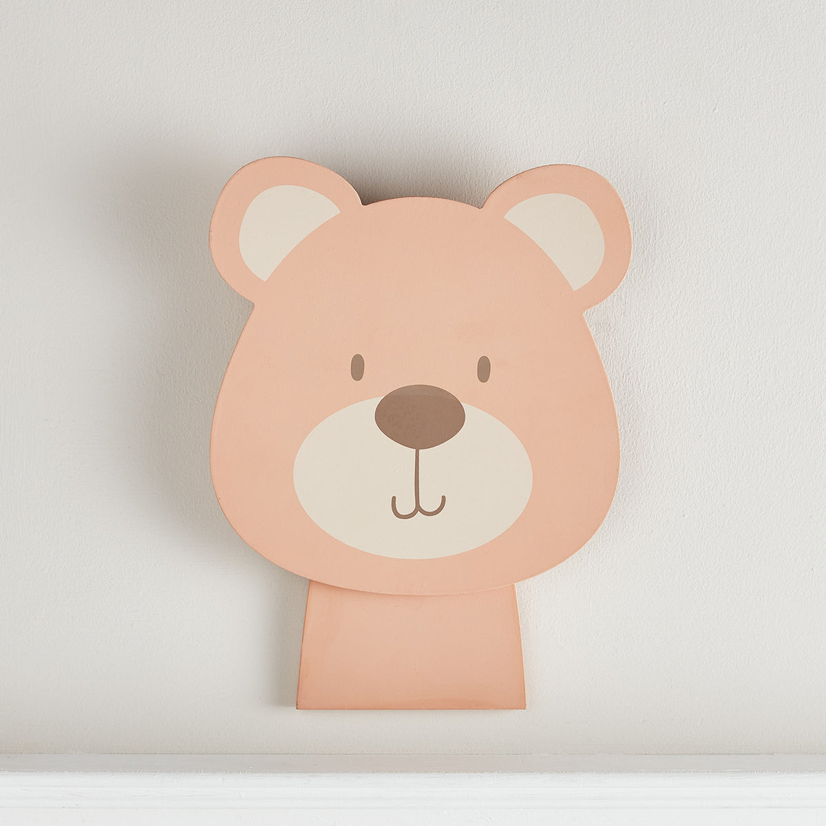 Unbeleuchtete Bären-Wandlampe aus Holz mit einfachem Gesichtsausdruck